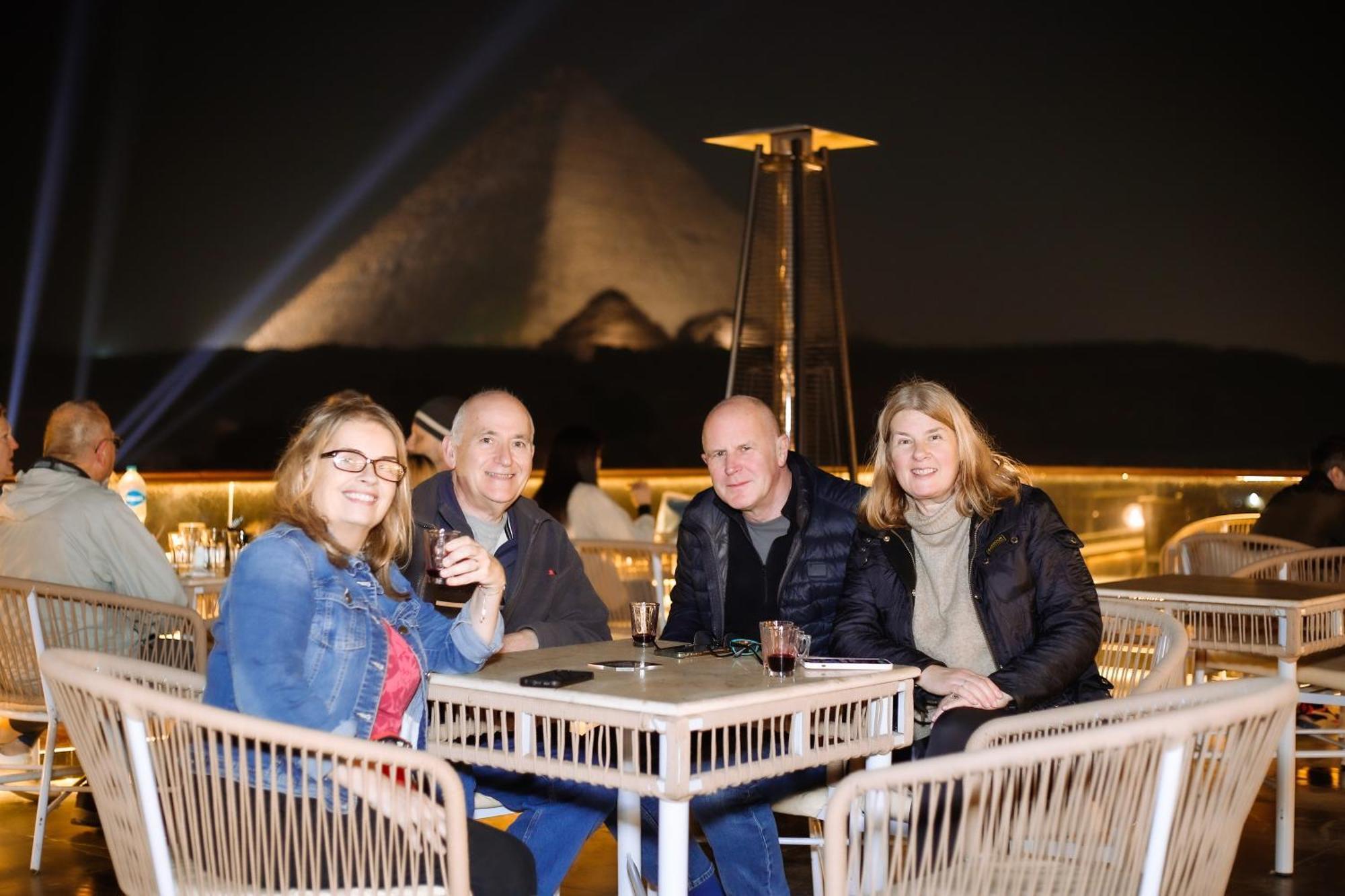 Tree Lounge Pyramids View Inn , Sphinx Giza Kafrat al Jabal Экстерьер фото