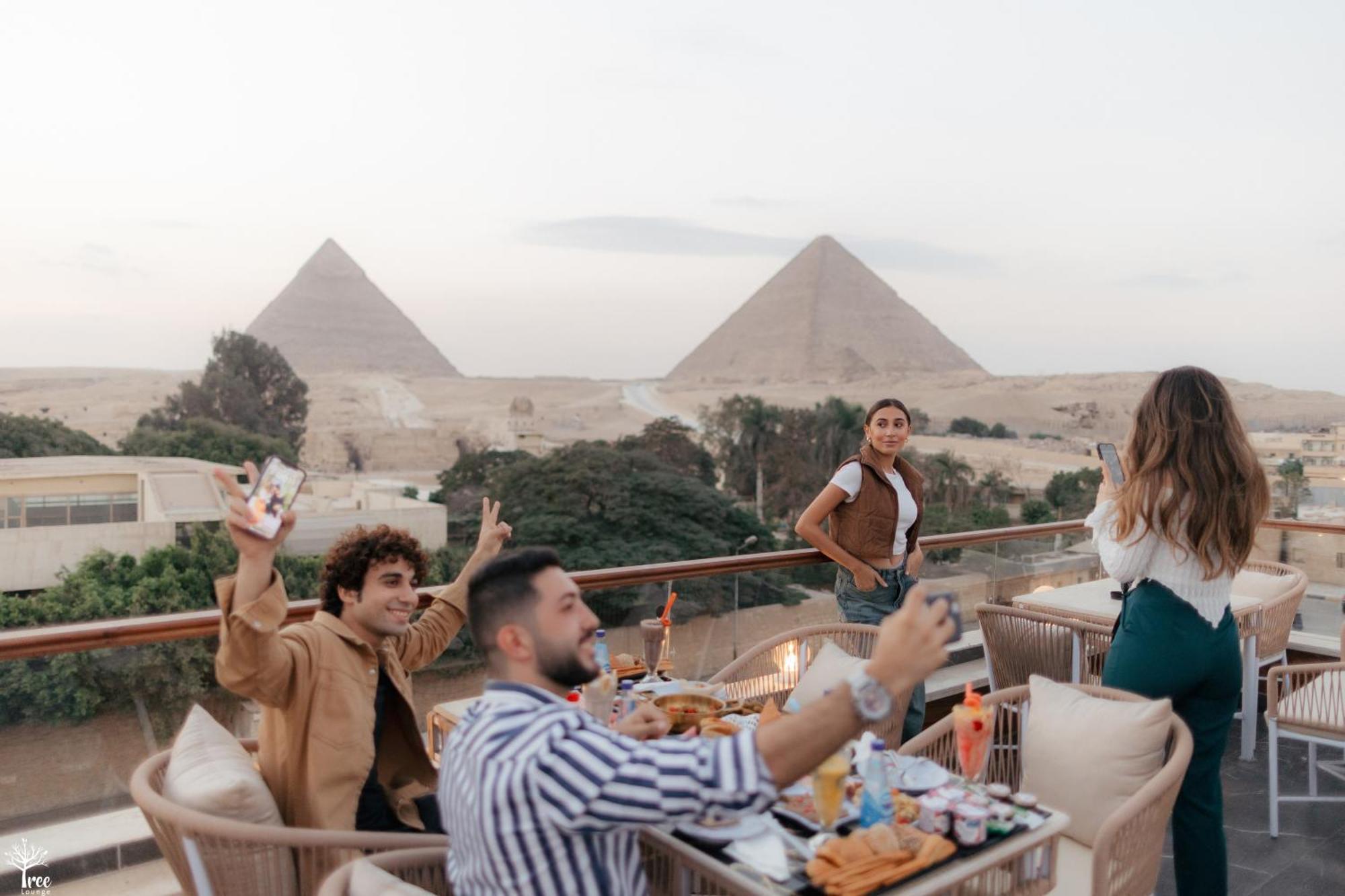 Tree Lounge Pyramids View Inn , Sphinx Giza Kafrat al Jabal Экстерьер фото